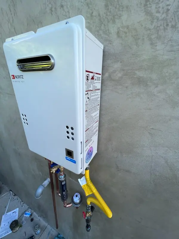 Tankless water heater installation for CaÃ±on City homes